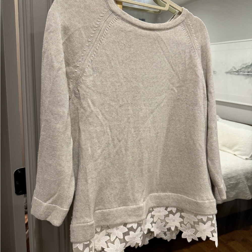 J. Crew Womens Large 50% Merino Wool Lace Floral Hem Sweater Gray With Cream